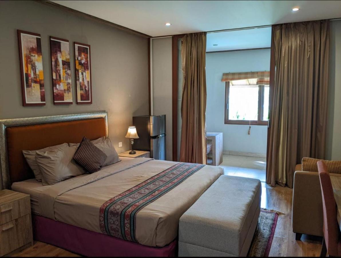 Puri Sabina Bed & Breakfast Джимбаран Екстер'єр фото